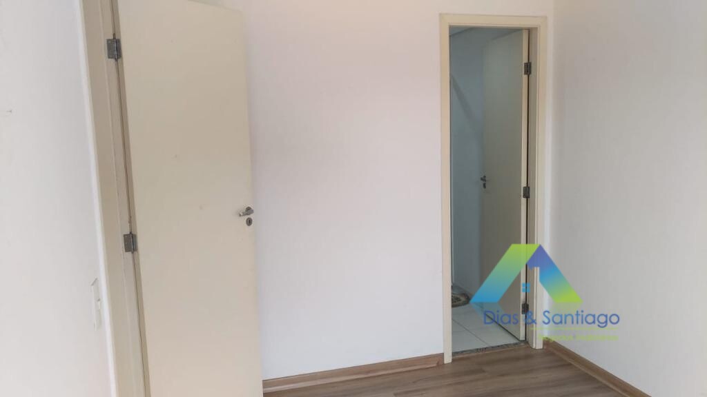 Apartamento à venda com 3 quartos, 65m² - Foto 17