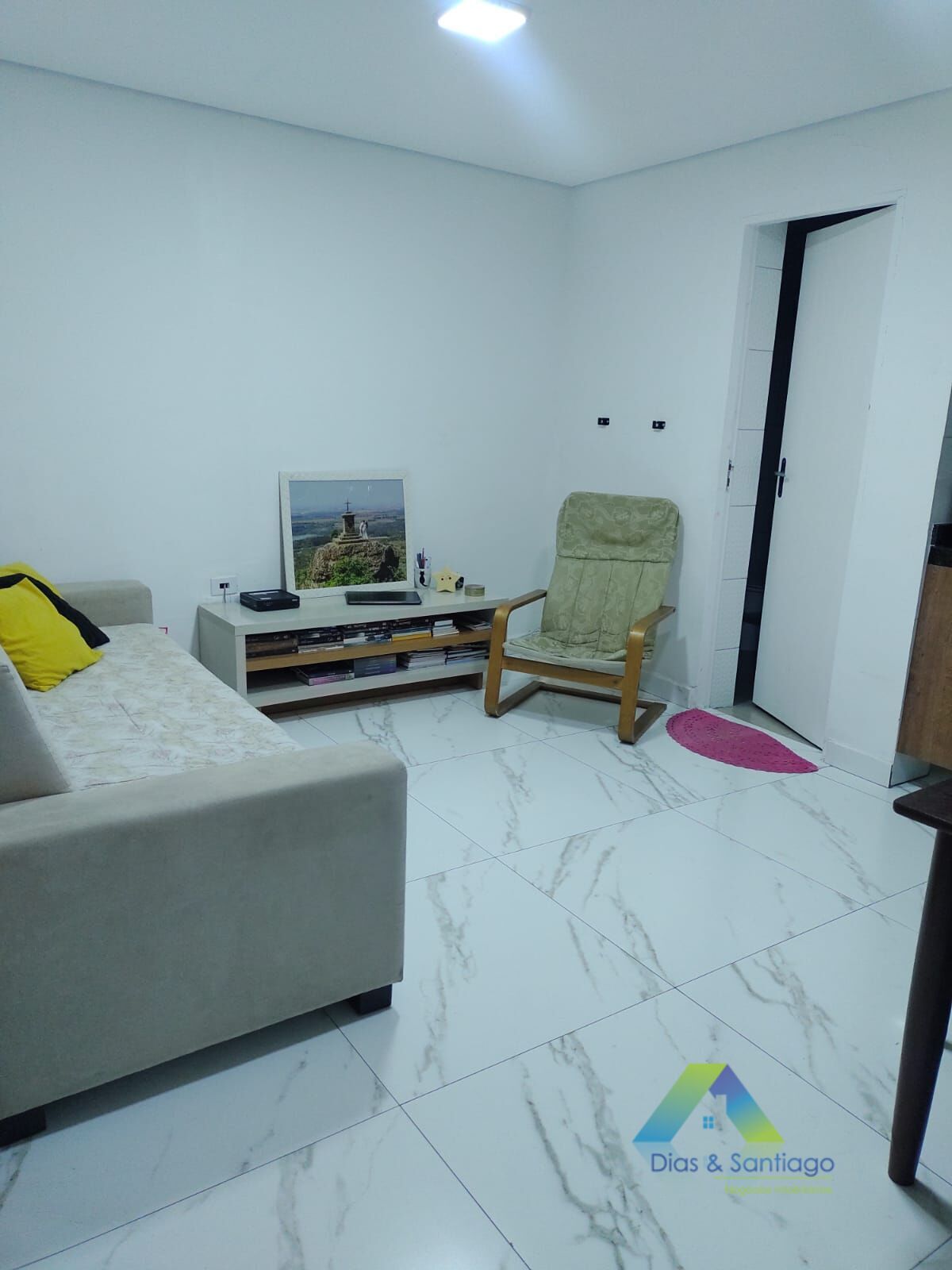 Sobrado à venda com 2 quartos, 70m² - Foto 2