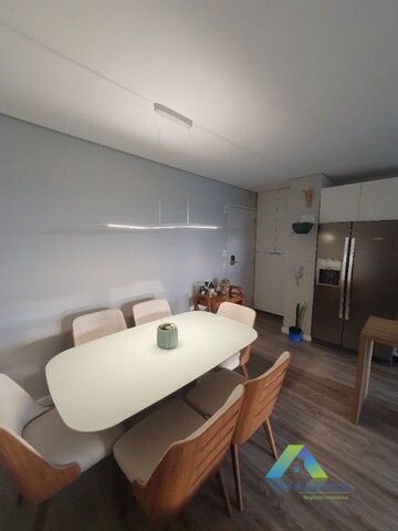 Apartamento à venda com 2 quartos, 66m² - Foto 4