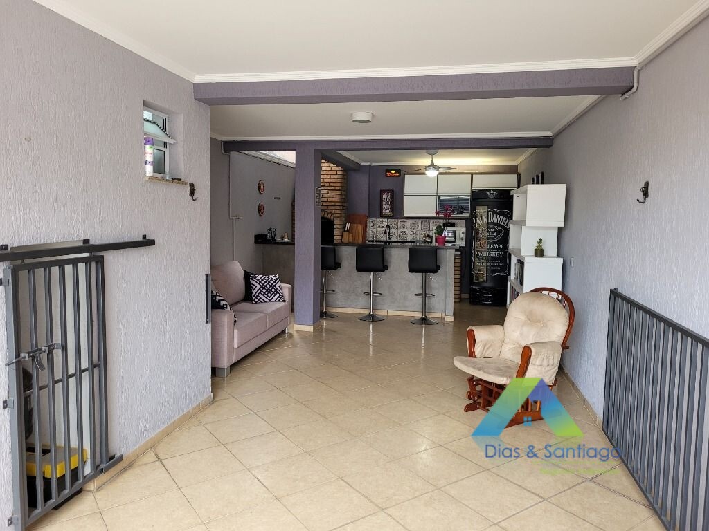 Sobrado à venda com 3 quartos, 136m² - Foto 3