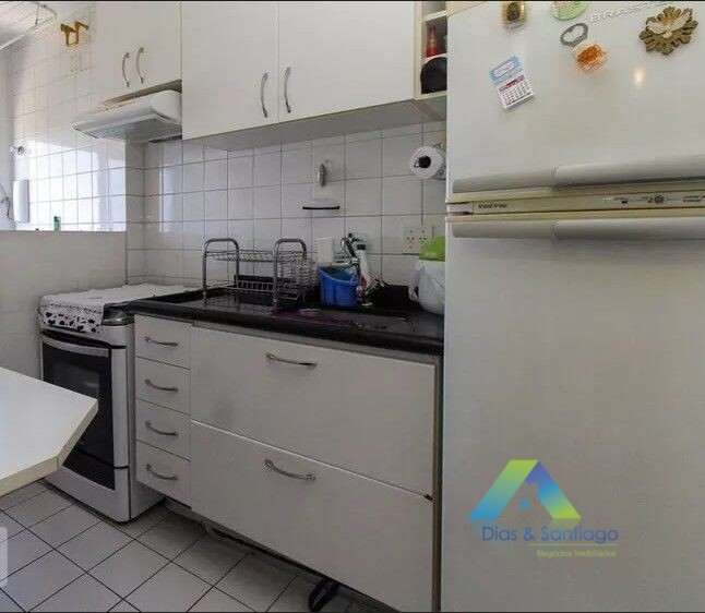 Apartamento à venda com 2 quartos, 48m² - Foto 18