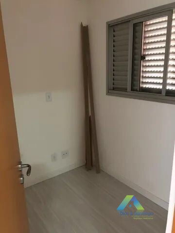 Apartamento à venda com 3 quartos, 86m² - Foto 9