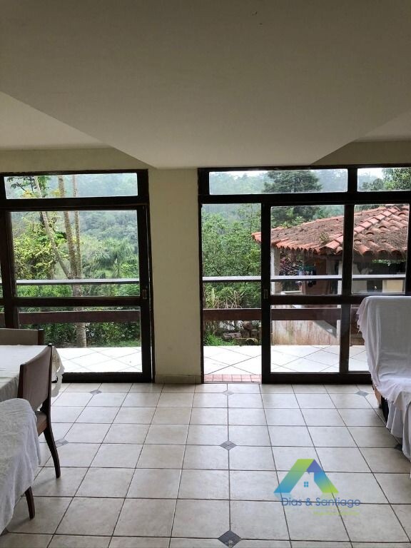 Casa à venda com 3 quartos, 333m² - Foto 14