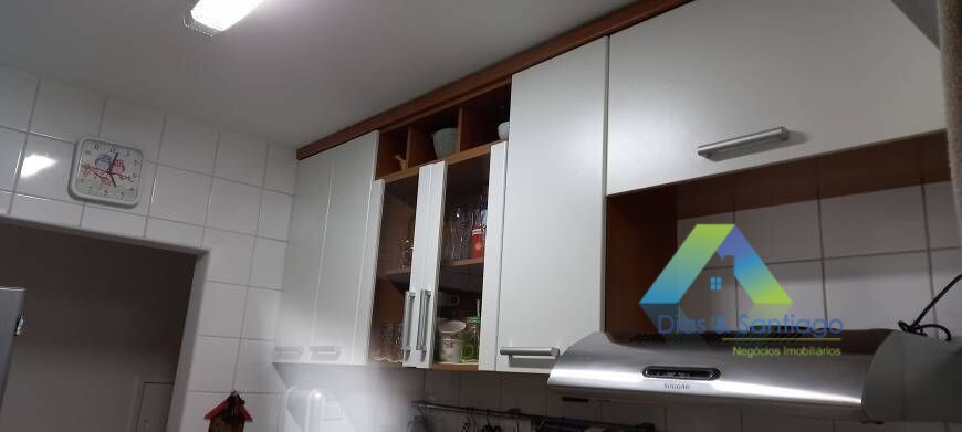 Apartamento à venda com 3 quartos, 76m² - Foto 8