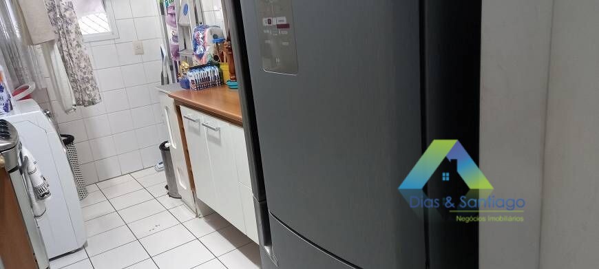 Apartamento à venda com 3 quartos, 76m² - Foto 13