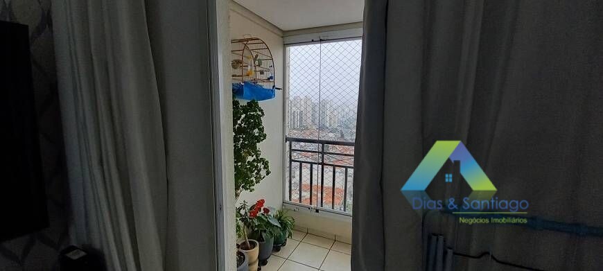 Apartamento à venda com 3 quartos, 76m² - Foto 2