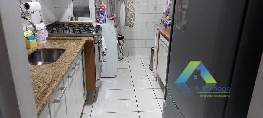 Apartamento à venda com 3 quartos, 76m² - Foto 9