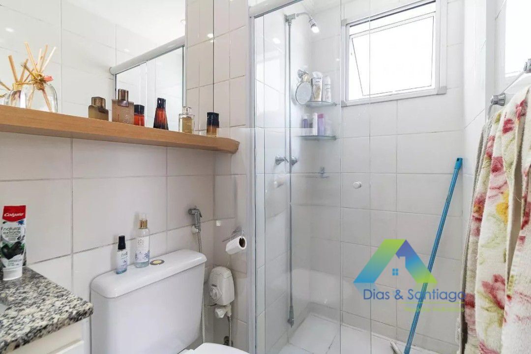 Apartamento à venda com 2 quartos, 62m² - Foto 12