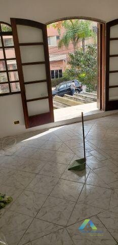 Sobrado à venda com 4 quartos, 270m² - Foto 6