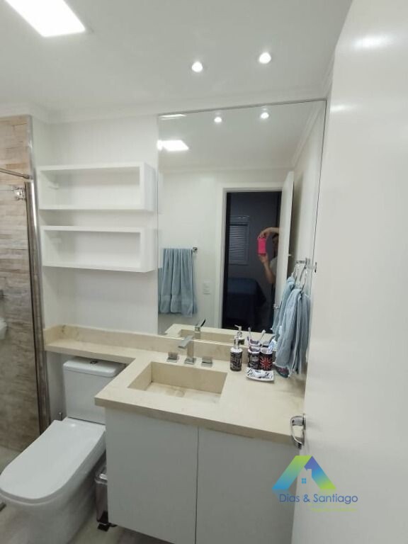 Apartamento à venda com 2 quartos, 64m² - Foto 42