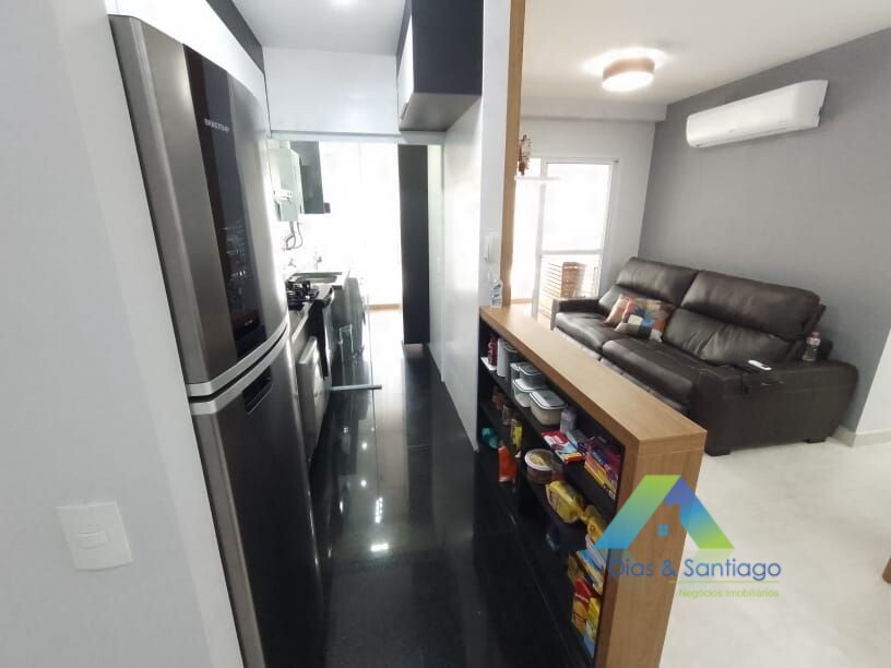 Apartamento à venda com 2 quartos, 64m² - Foto 11