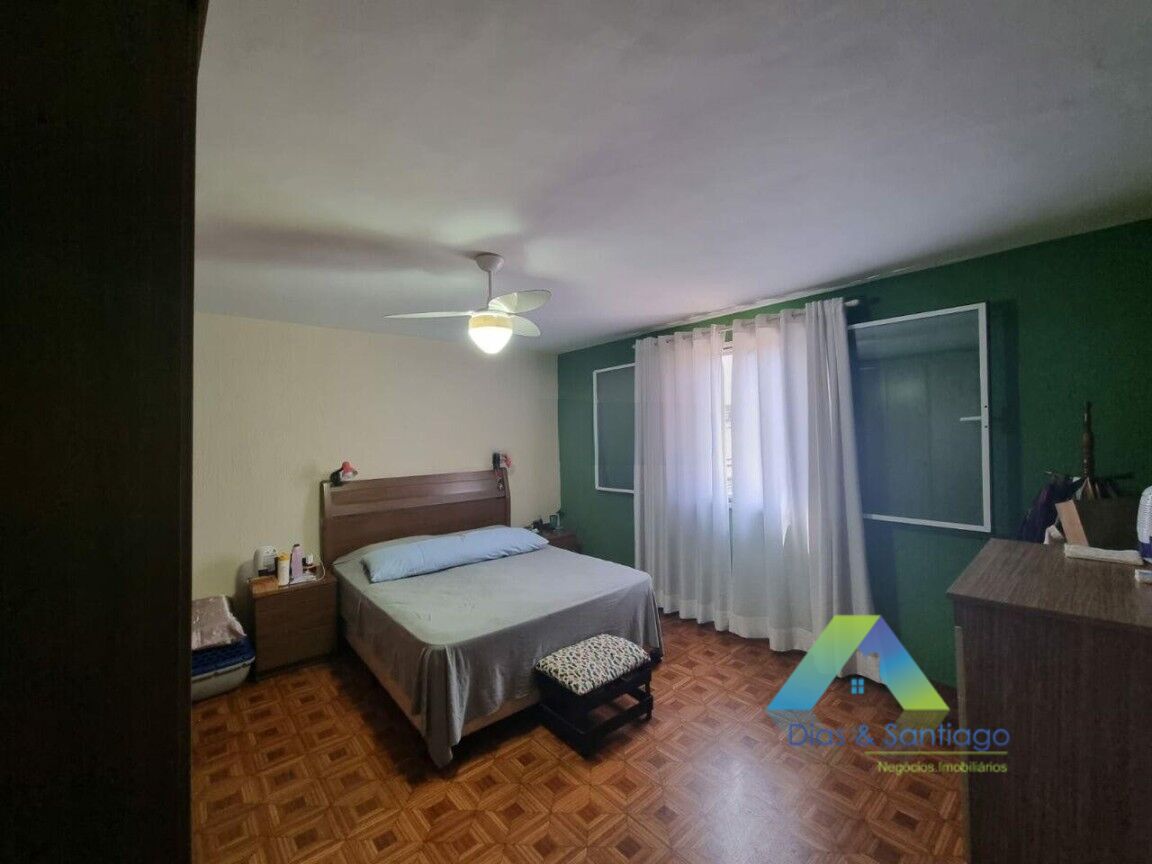 Sobrado à venda com 4 quartos, 250m² - Foto 3