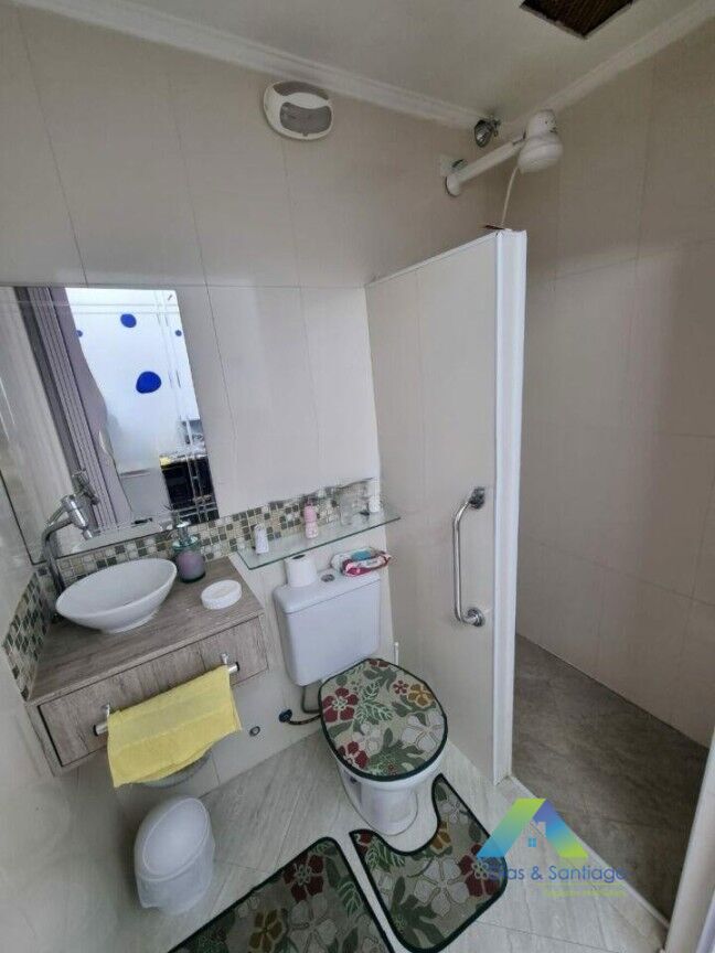 Sobrado à venda com 4 quartos, 250m² - Foto 4