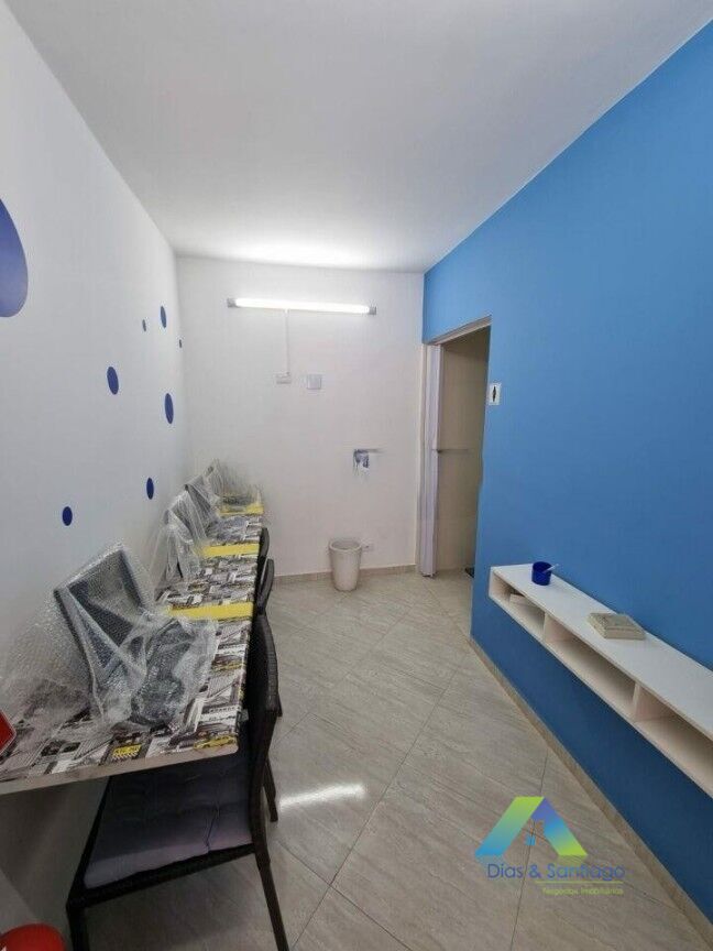 Sobrado à venda com 4 quartos, 250m² - Foto 10