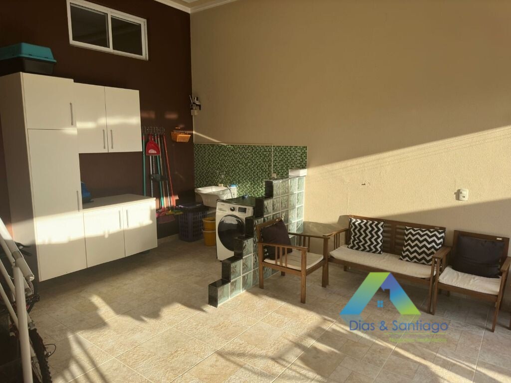 Sobrado à venda com 4 quartos, 300m² - Foto 25