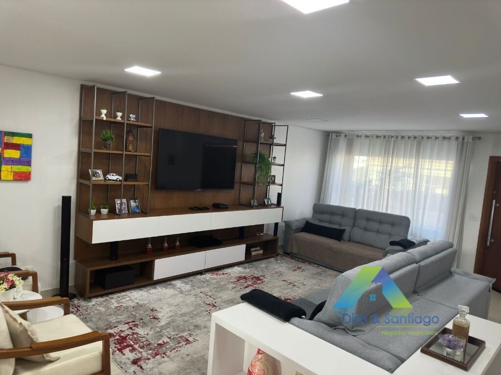 Sobrado à venda com 4 quartos, 300m² - Foto 5