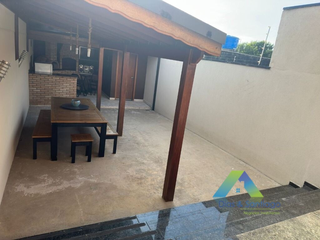 Sobrado à venda com 4 quartos, 300m² - Foto 20