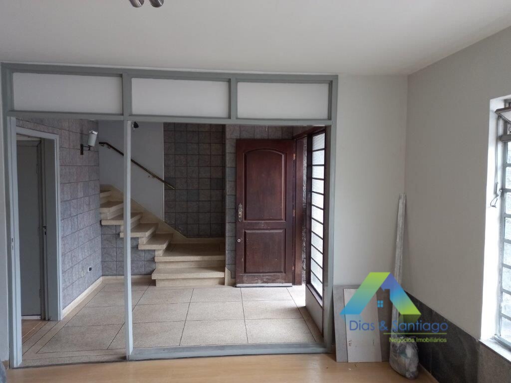 Sobrado à venda com 3 quartos, 140m² - Foto 4