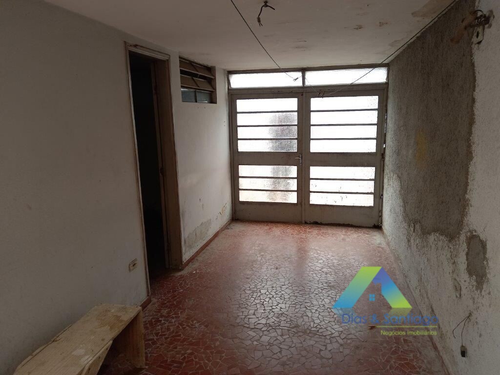 Sobrado à venda com 3 quartos, 140m² - Foto 2