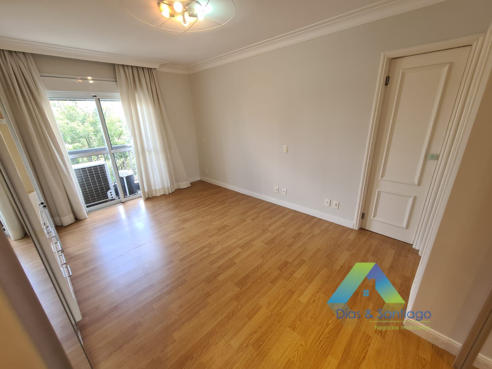 Apartamento à venda com 3 quartos, 250m² - Foto 14