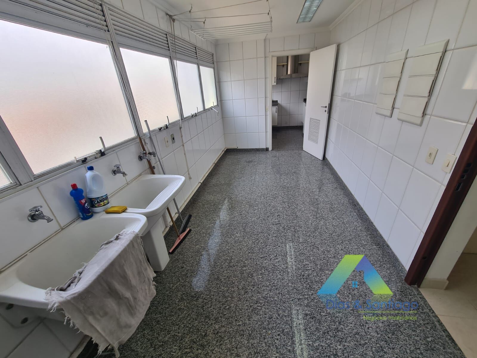 Apartamento à venda com 3 quartos, 250m² - Foto 23