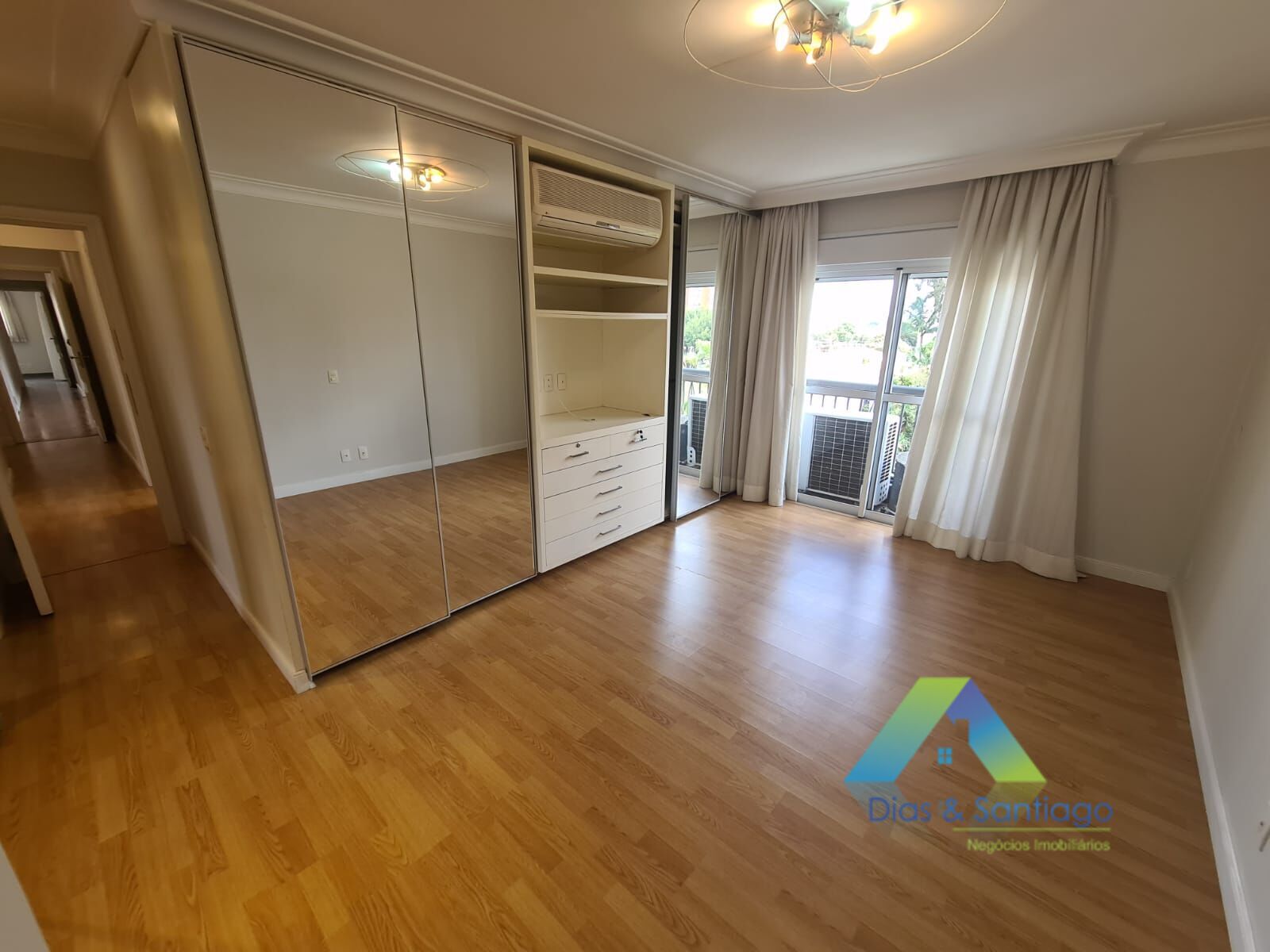 Apartamento à venda com 3 quartos, 250m² - Foto 9