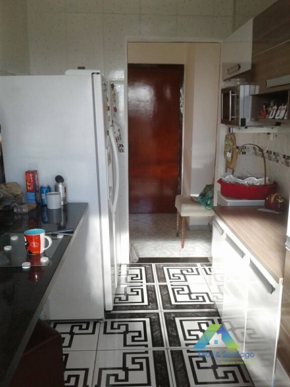 Apartamento à venda com 3 quartos, 80m² - Foto 2