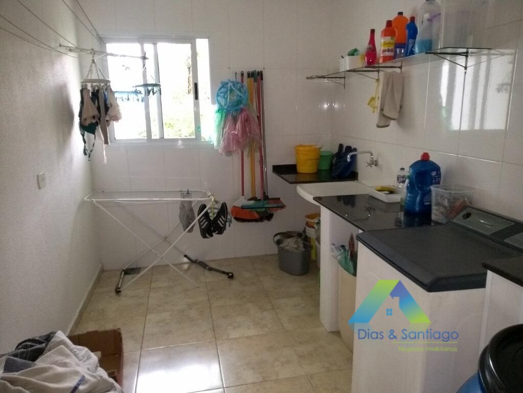 Sobrado à venda com 3 quartos, 300m² - Foto 11