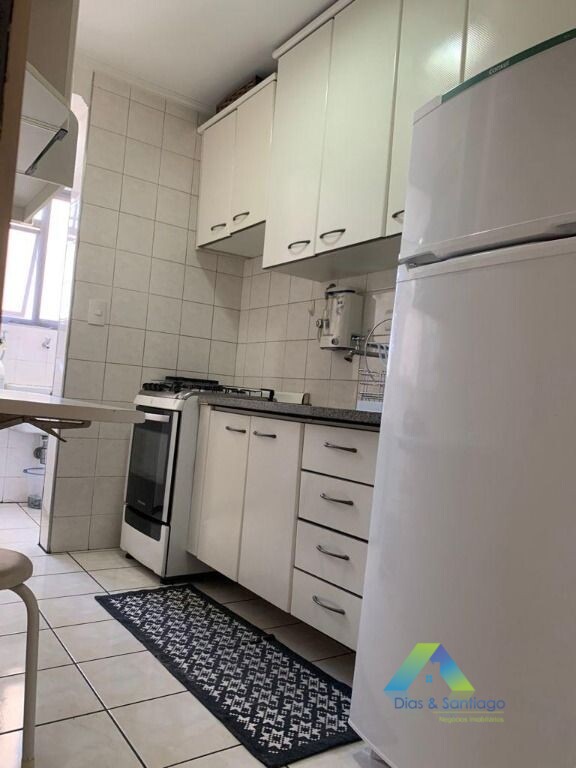 Apartamento à venda com 2 quartos, 50m² - Foto 13