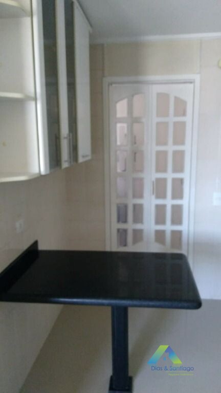 Apartamento à venda com 2 quartos, 65m² - Foto 11