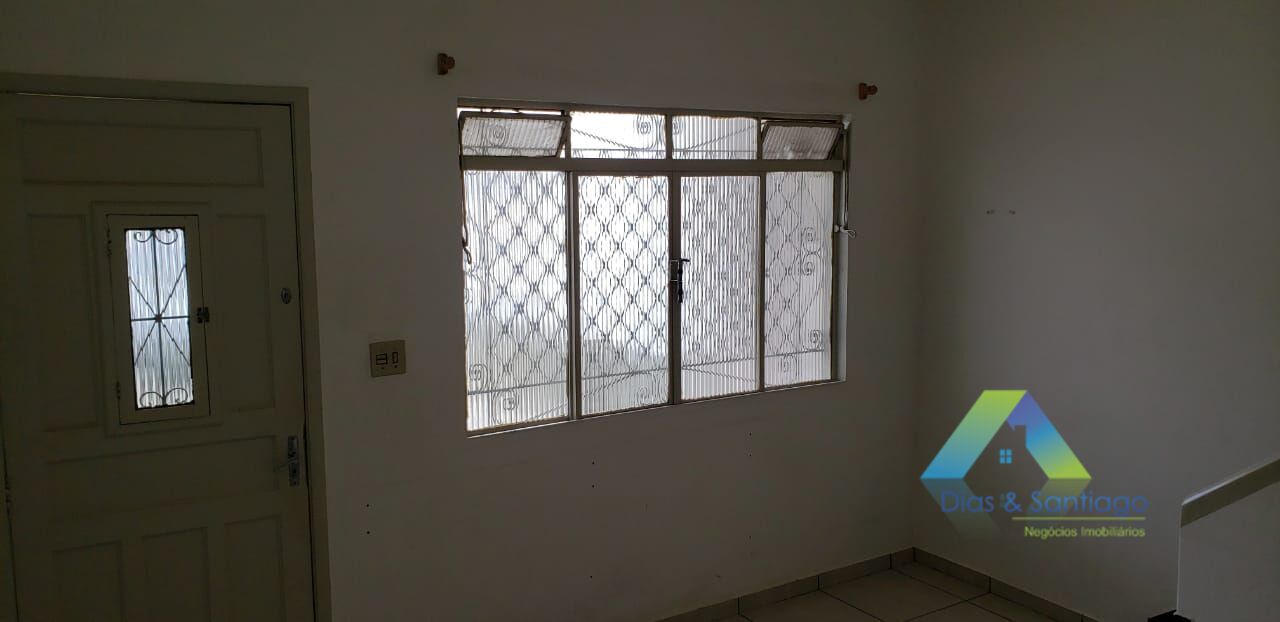 Sobrado para alugar com 1 quarto, 80m² - Foto 1