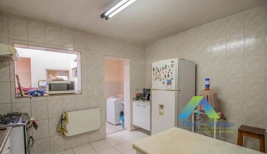 Sobrado à venda com 2 quartos, 120m² - Foto 2