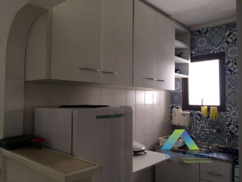 Apartamento para alugar com 1 quarto, 50m² - Foto 4