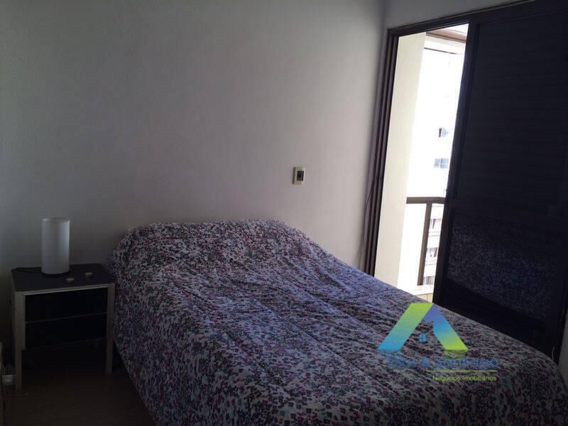 Apartamento para alugar com 1 quarto, 50m² - Foto 9