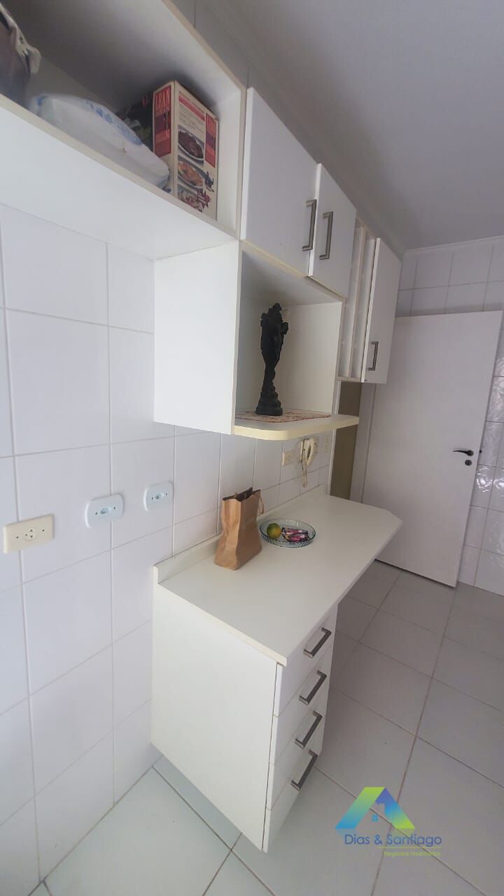 Apartamento à venda com 3 quartos, 84m² - Foto 10