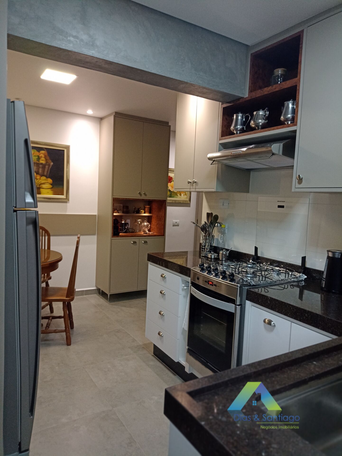 Apartamento à venda com 3 quartos, 89m² - Foto 4