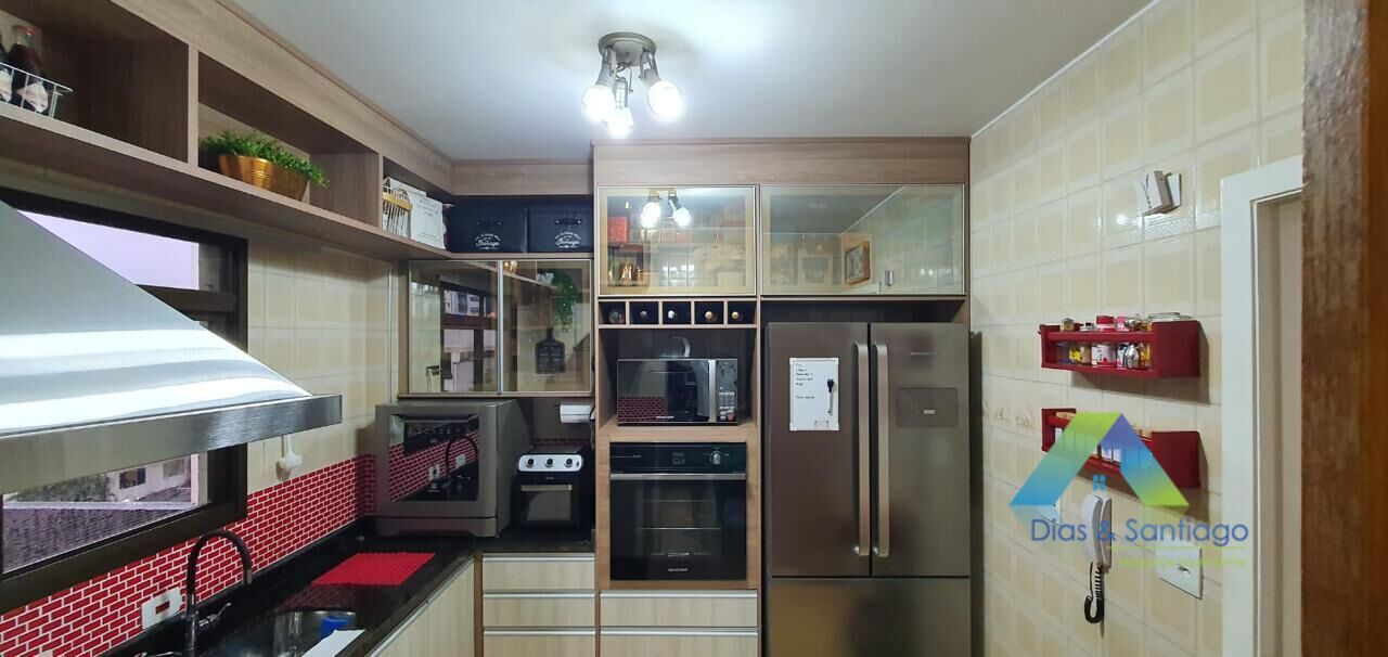 Apartamento à venda com 3 quartos, 107m² - Foto 8