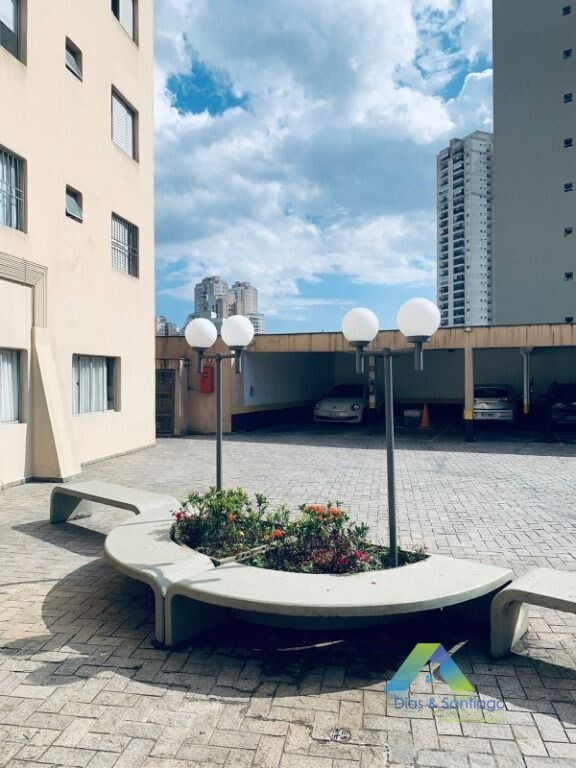 Apartamento à venda com 2 quartos, 60m² - Foto 28