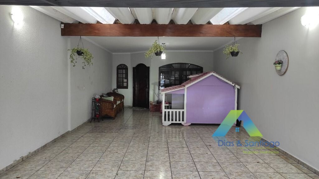 Sobrado à venda com 4 quartos, 230m² - Foto 2