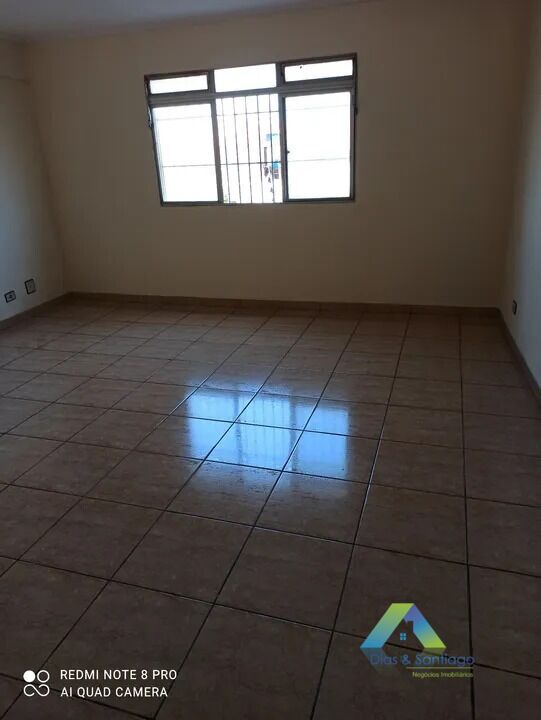 Apartamento à venda com 3 quartos, 143m² - Foto 2