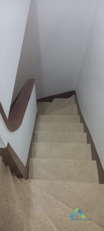 Sobrado à venda com 3 quartos, 250m² - Foto 6