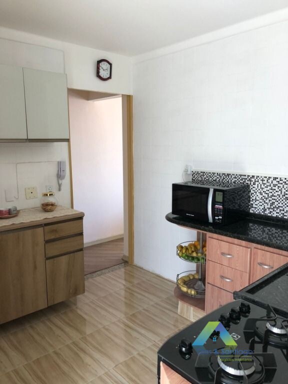 Apartamento à venda com 3 quartos, 90m² - Foto 4