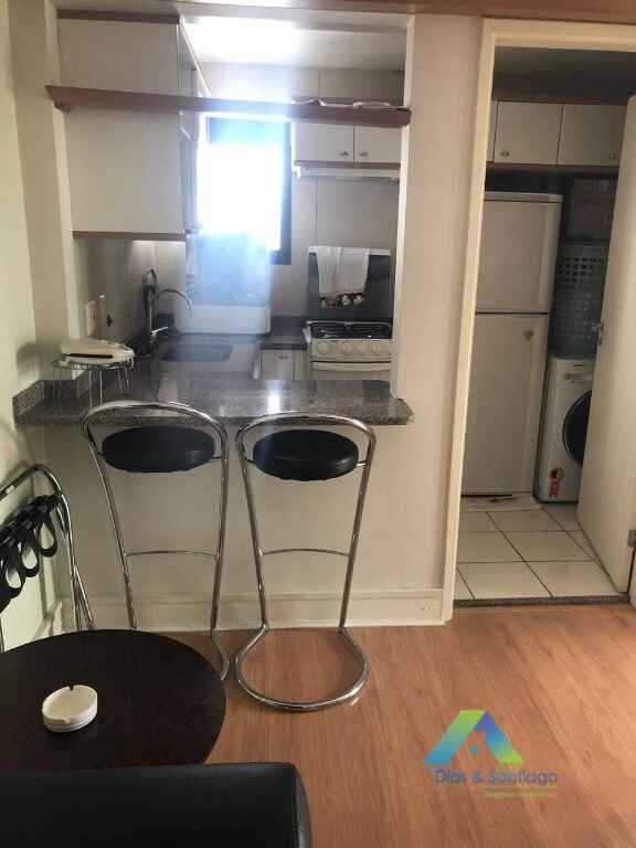 Apartamento à venda com 2 quartos, 60m² - Foto 7