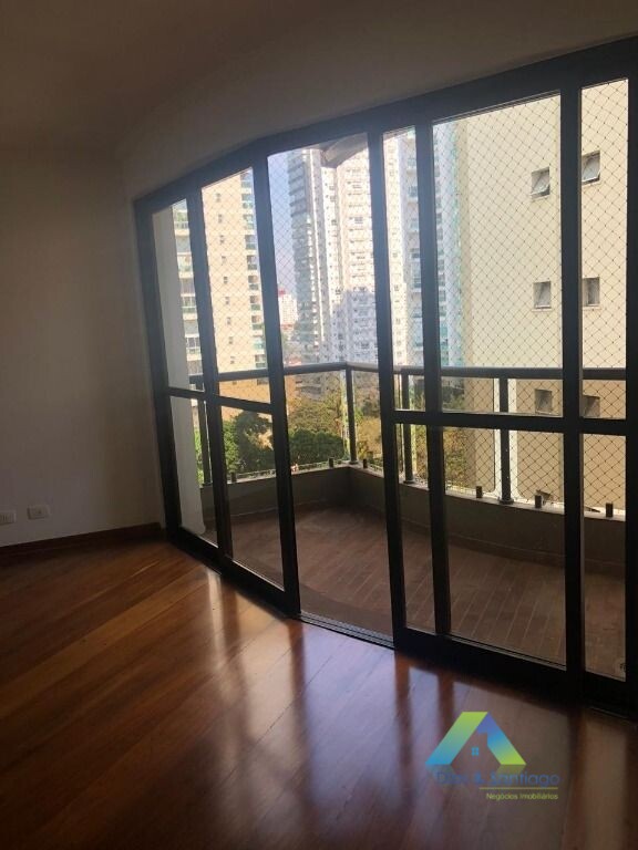 Apartamento à venda com 4 quartos, 180m² - Foto 35