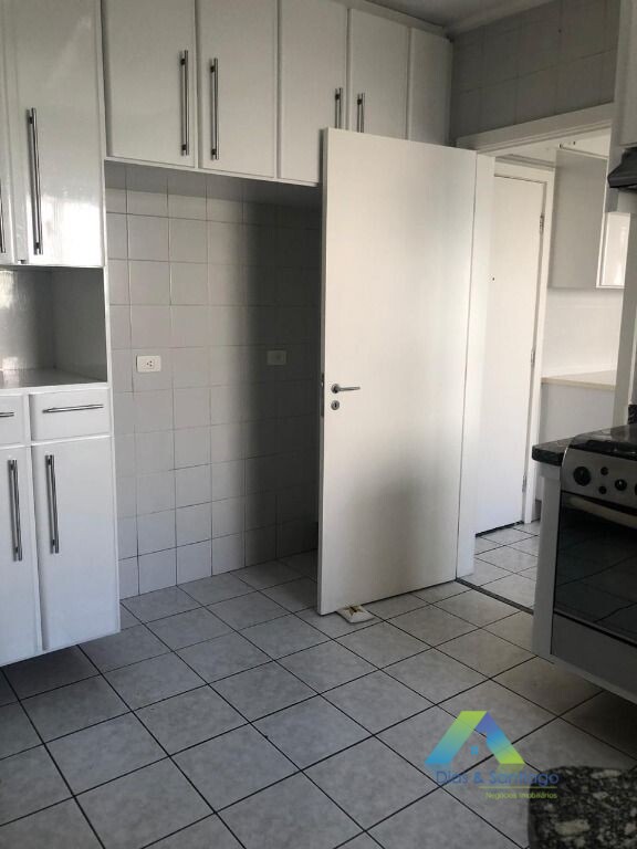 Apartamento à venda com 4 quartos, 180m² - Foto 27