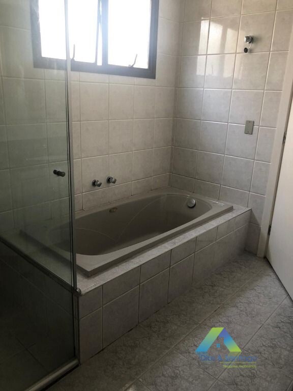 Apartamento à venda com 4 quartos, 180m² - Foto 30