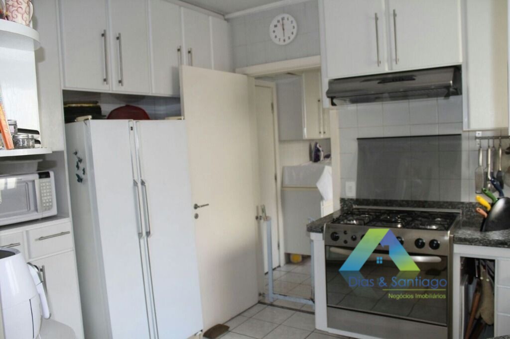 Apartamento à venda com 4 quartos, 180m² - Foto 23