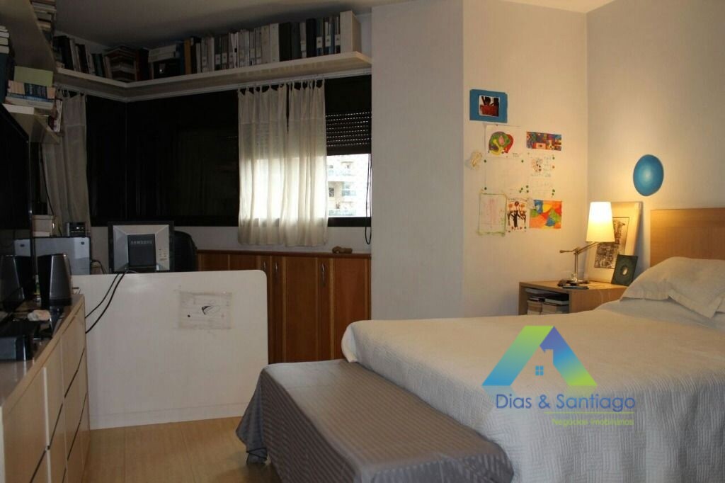 Apartamento à venda com 4 quartos, 180m² - Foto 7