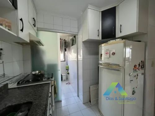 Apartamento à venda com 2 quartos, 61m² - Foto 2