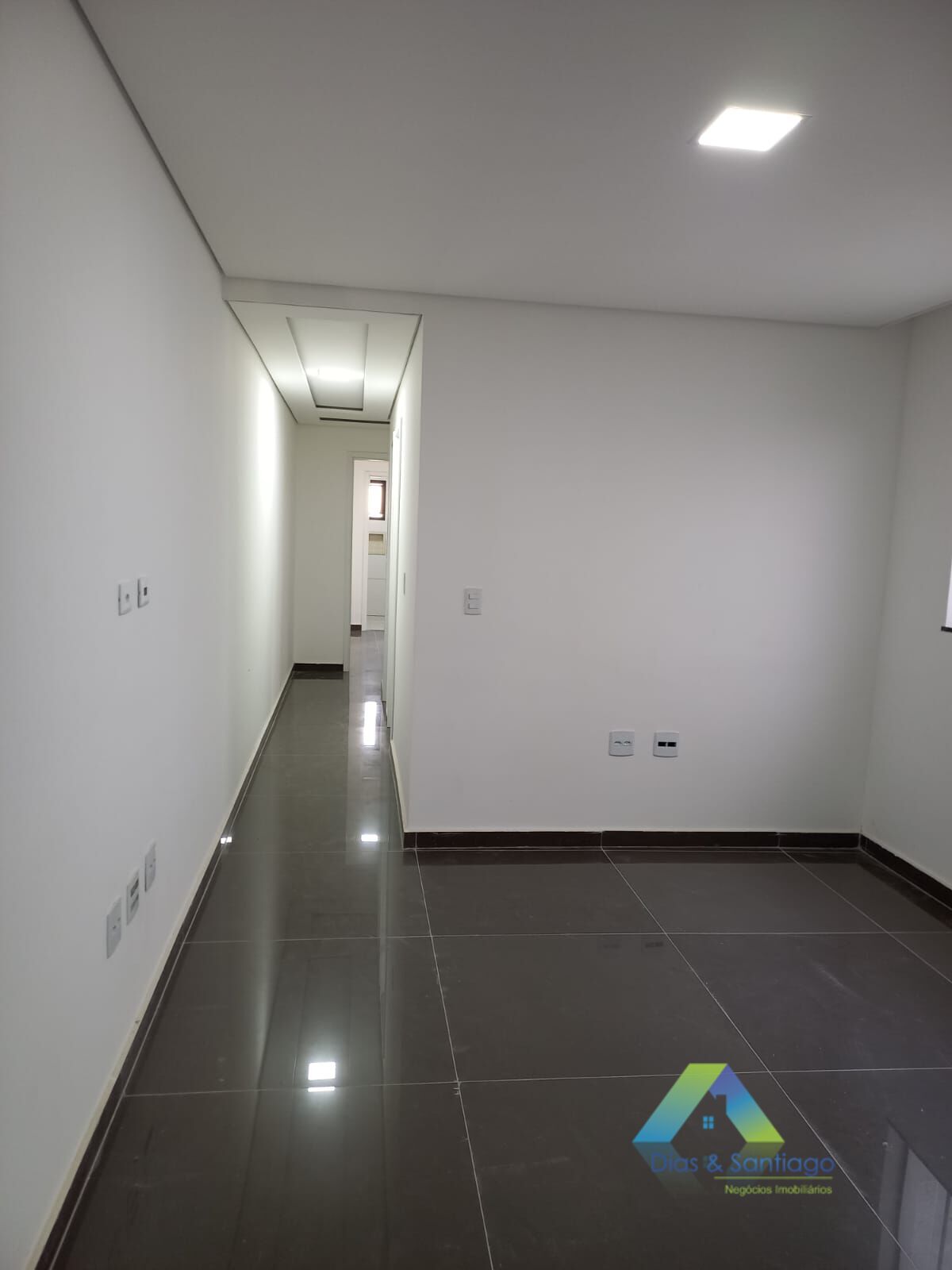 Apartamento à venda com 3 quartos, 75m² - Foto 17